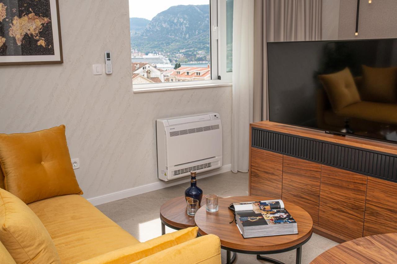 Enyana Luxury Suites Kotor Exterior photo